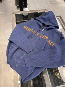 VERSACE OUTLET 178