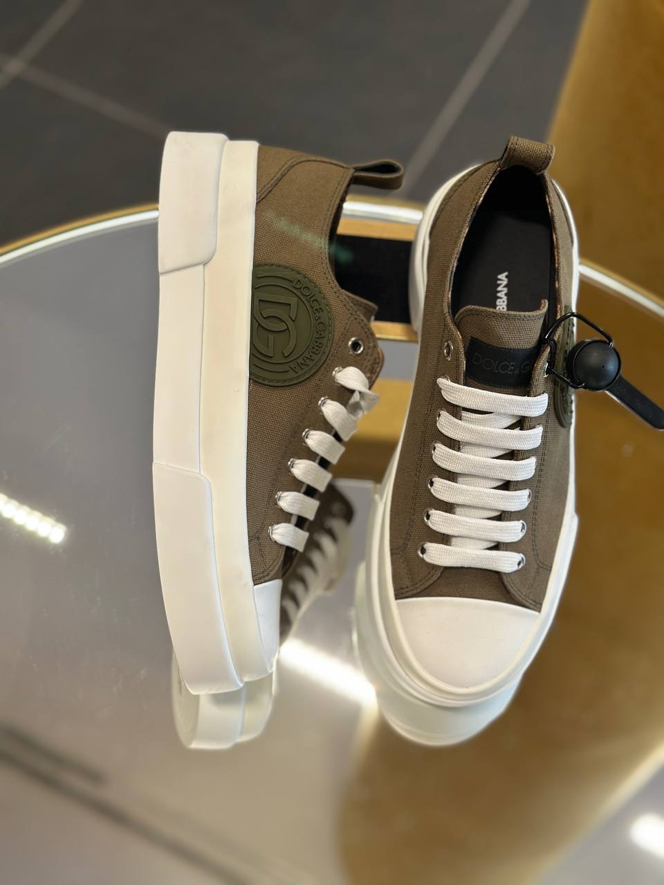 Dolce & Gabbana Outlets 194523