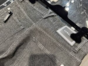 VERSACE OUTLET 200