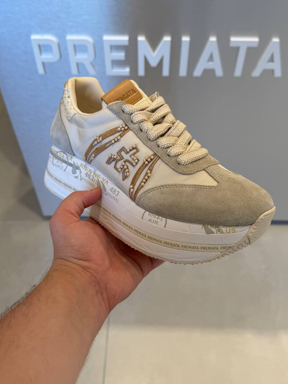 Premiata 22403