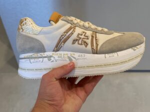 Premiata 22403