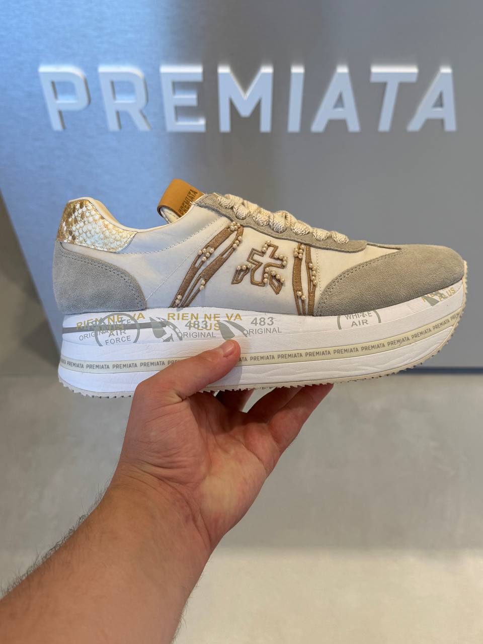 Premiata 22403