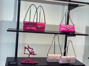 Сумка женская Valentino Garavani Valentino