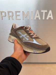 Premiata 23220