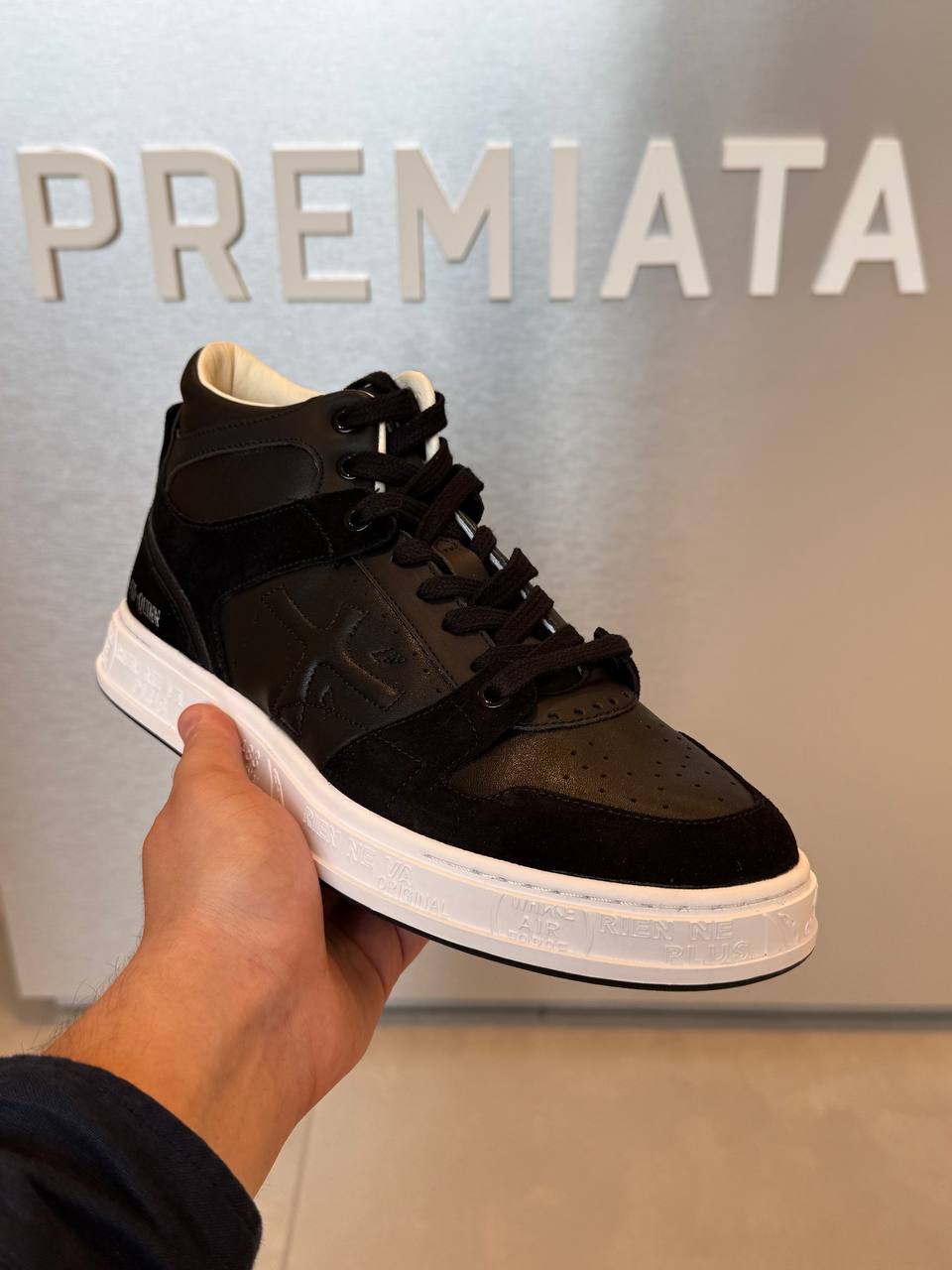 Premiata 23234