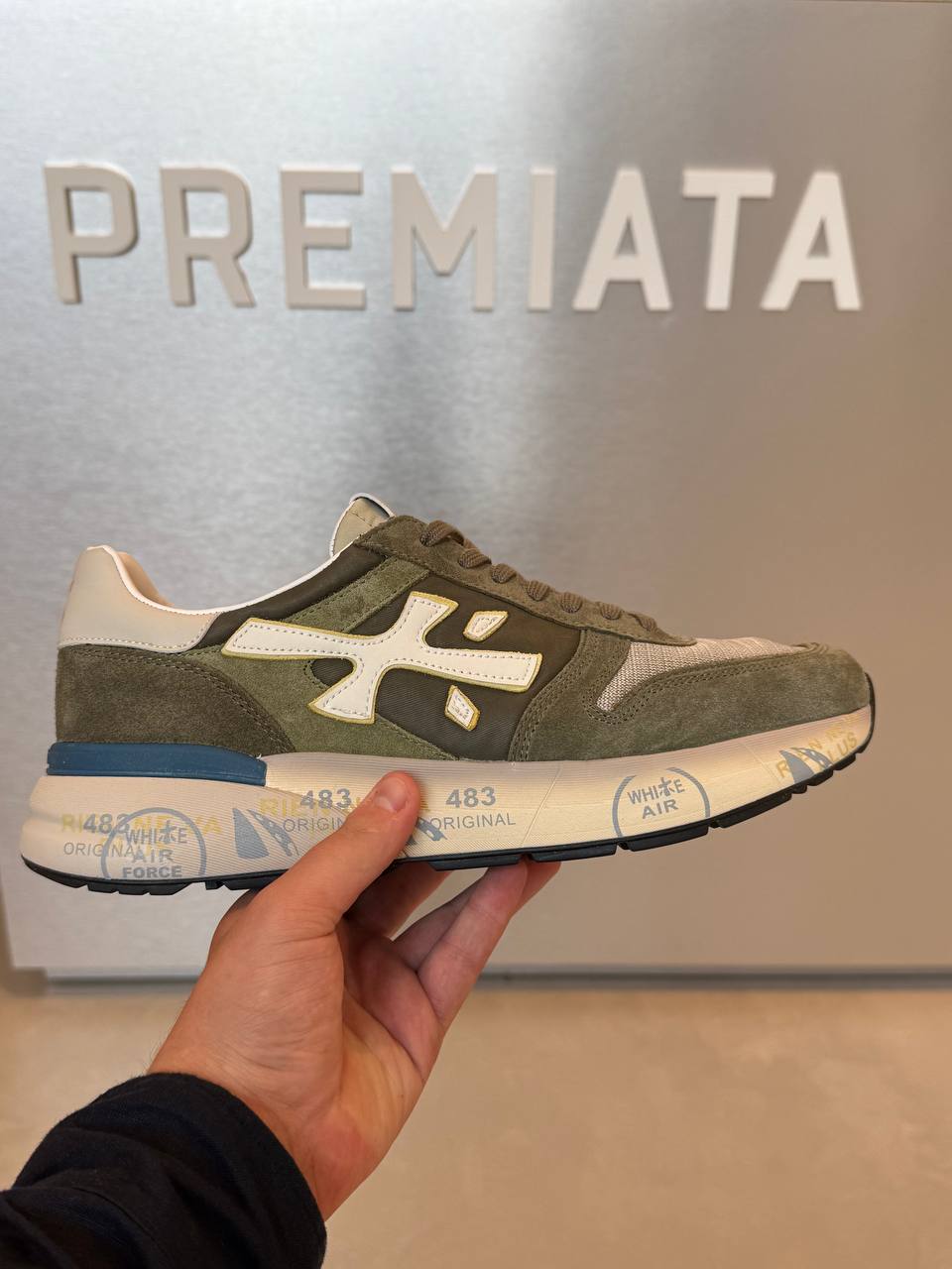 Premiata 23242