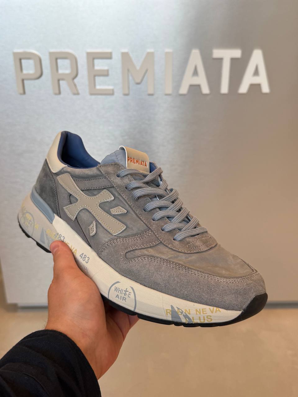 Premiata 23244