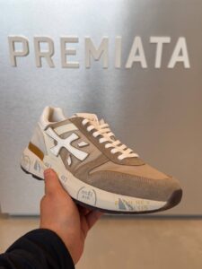 Premiata 23246