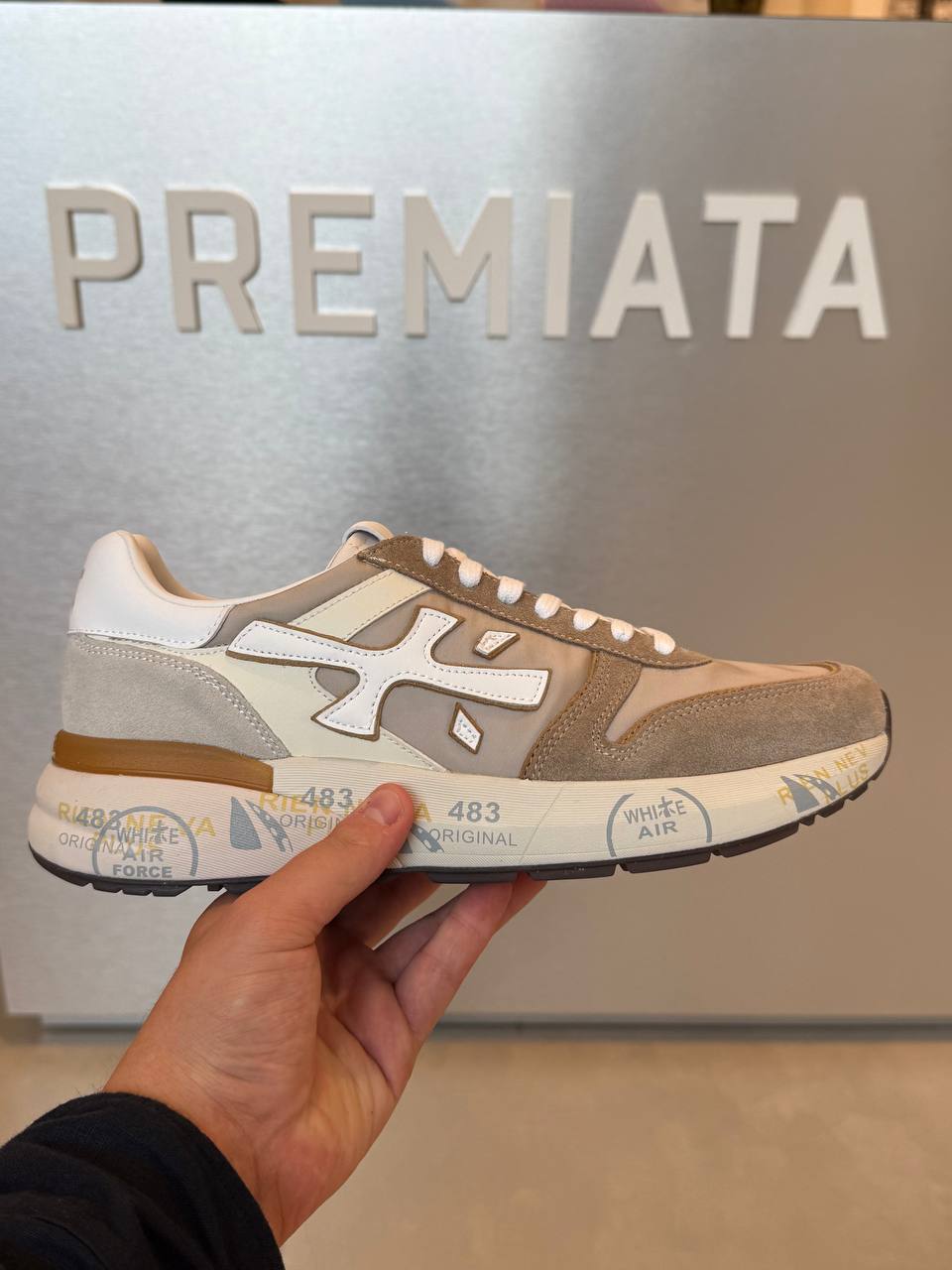 Premiata 23246
