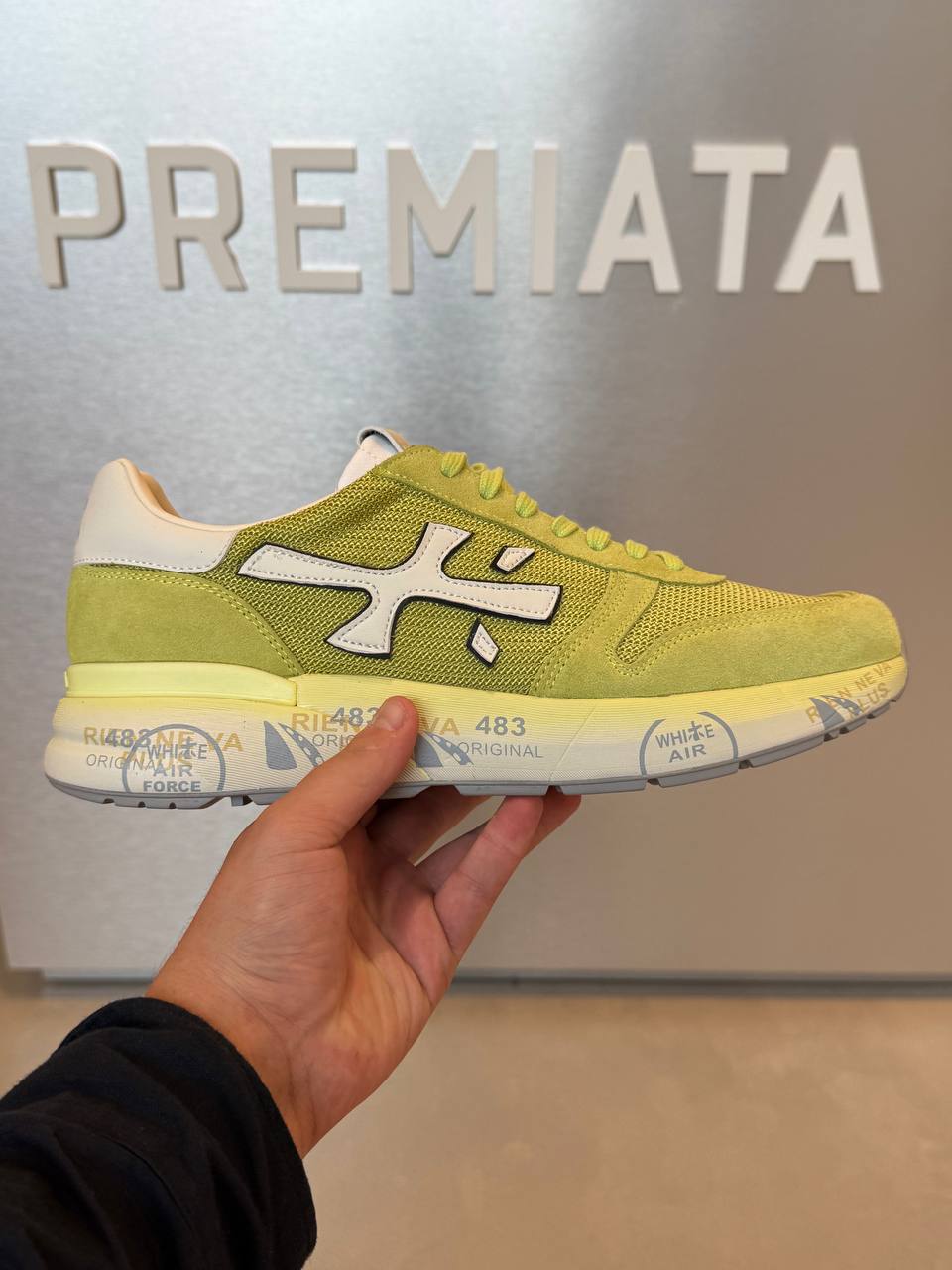 Premiata 23248