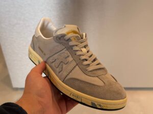 Premiata 23256