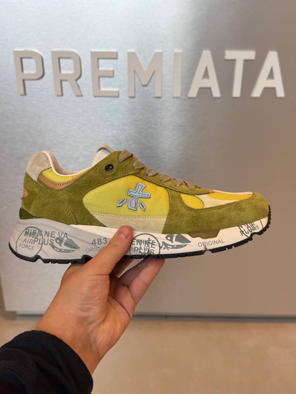 Premiata 23258