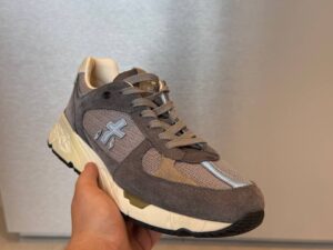 Premiata 23260