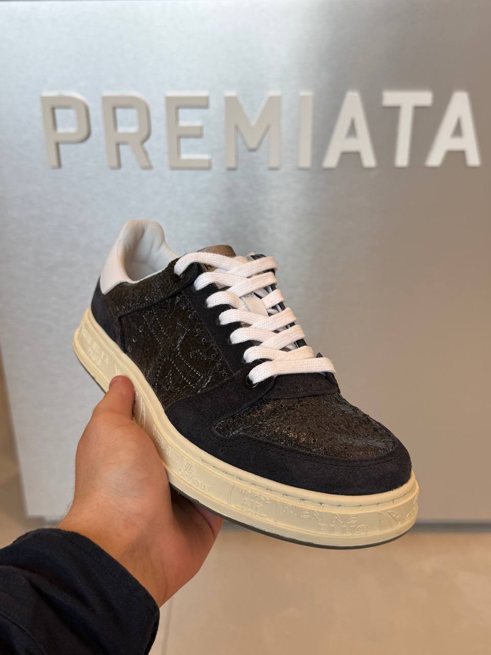 Premiata 23262