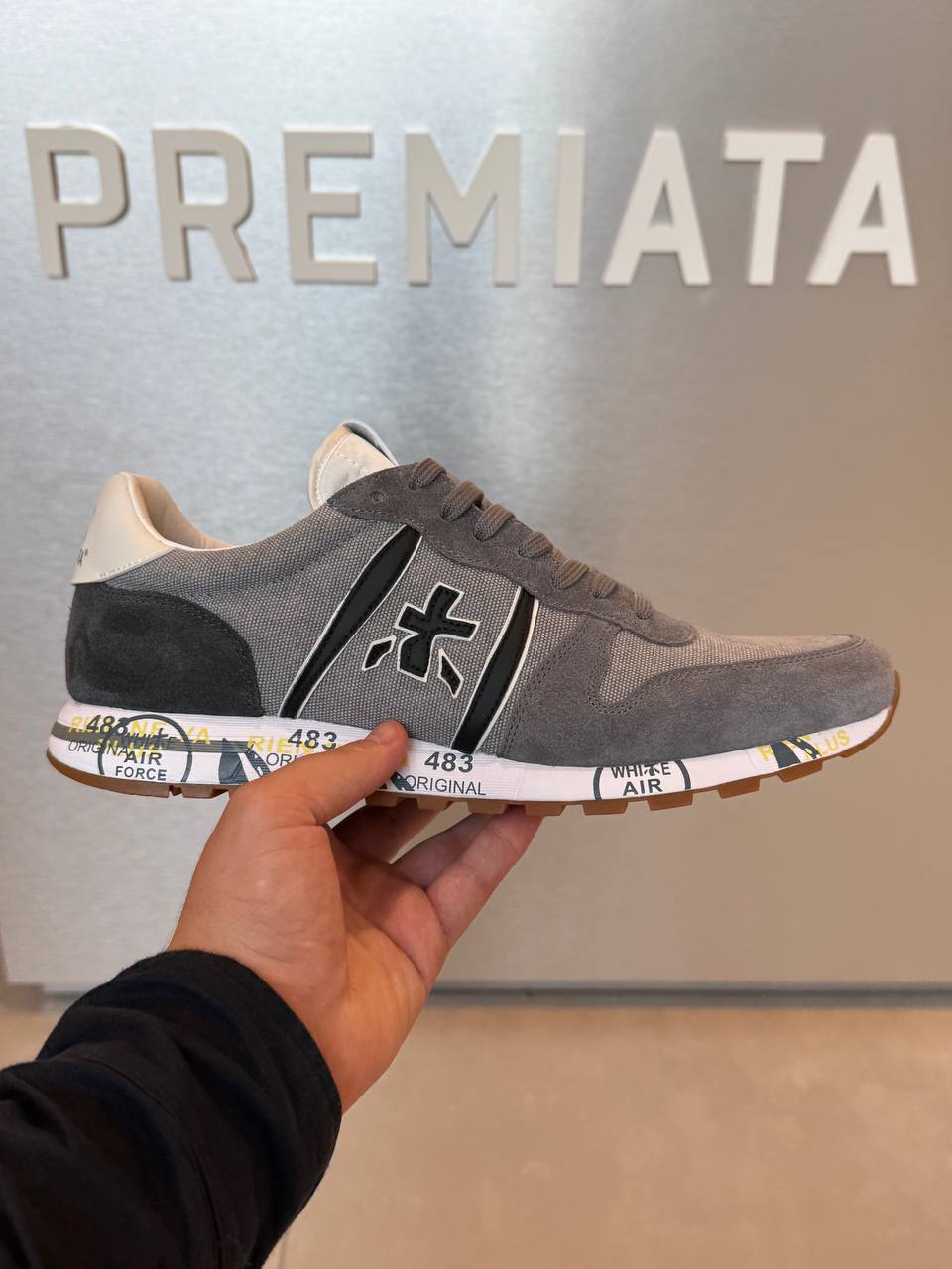 Premiata 23272