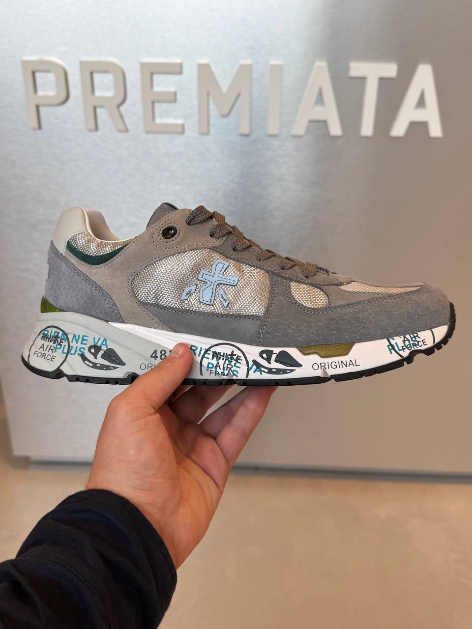 Premiata 23280