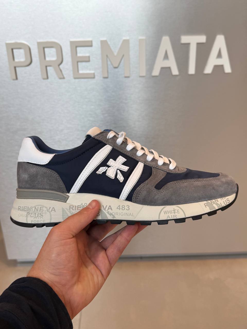 Premiata 23290