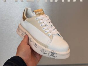 Premiata 23301