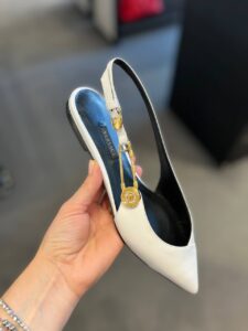 VERSACE OUTLET 241