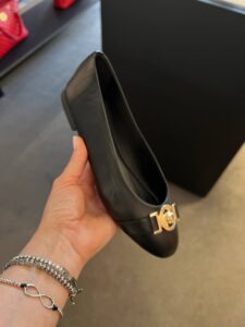 VERSACE OUTLET 243