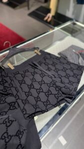 Шорты Gucci с монограммой