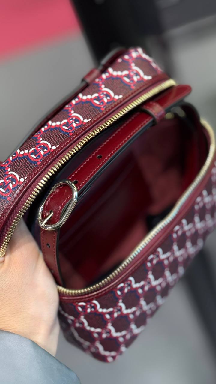 Gucci 2479