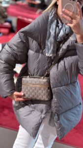 Gucci 2483
