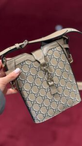 Gucci 2488