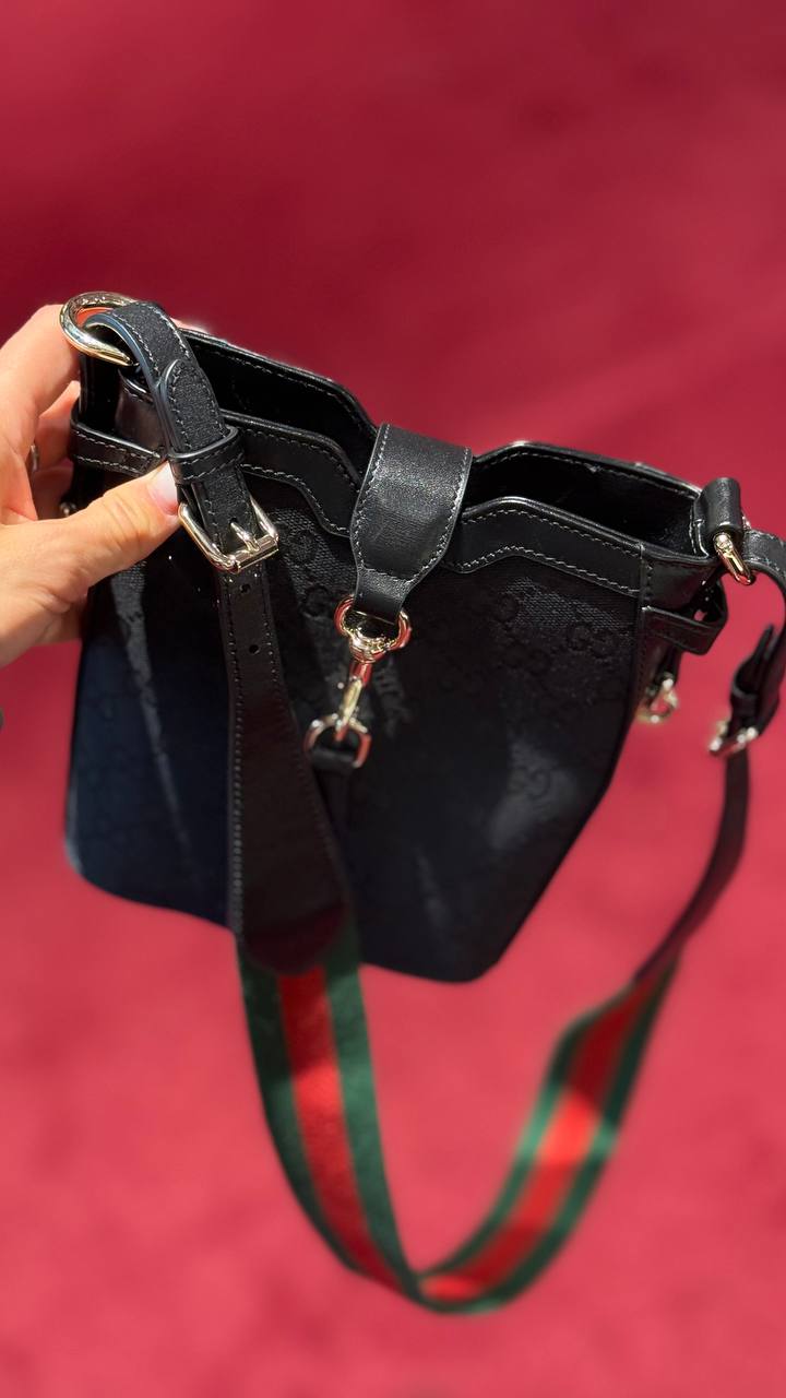 Gucci 2495