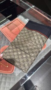 Gucci 2502