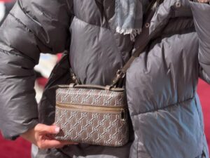 Gucci 2560