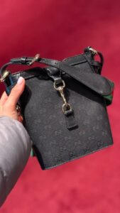 Gucci 2572