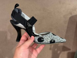 FENDI OUTLETS 2582