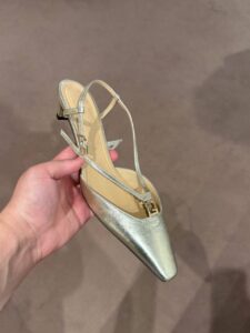 FENDI OUTLETS 2586
