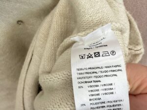 Джемпер женский со стразами Imperial