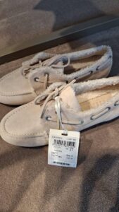 PESERICO OUTLET 5204