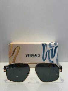 Очки солнцезащитные Versace