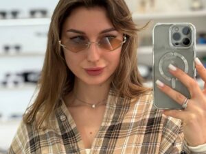 Солнцезащитные очки Gucci 2