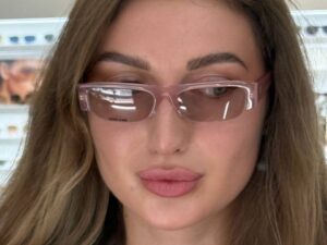Солнцезащитные очки Miu Miu 2 3