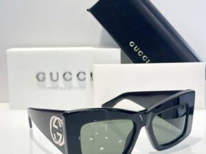 Солнцезащитные очки Gucci