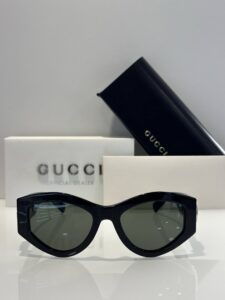 Солнцезащитные очки Gucci 2