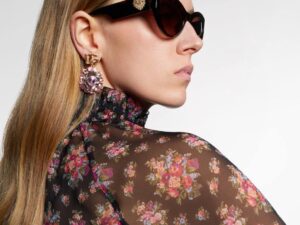 Очки солнцезащитные Dolce Gabbana Devotion 2