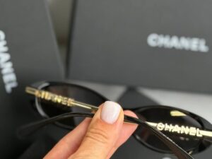 Солнцезащитные очки Chanel