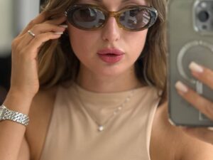 Очки солнцезащитные Miu Miu