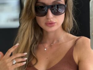 Солнцезащитные очки Armani