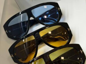Солнцезащитные очки Tom Ford