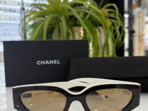 Очки солнцезащитные Chanel