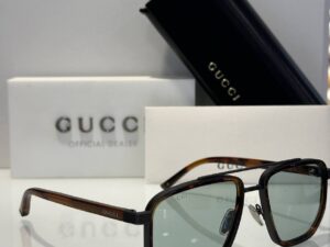 Очки солнцезащитные Gucci