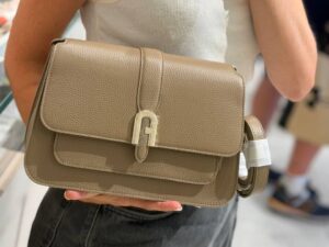 Сумка кожаная Furla Scifia