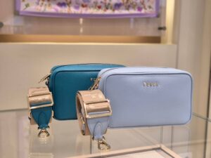 Сумка кожаная Furla
